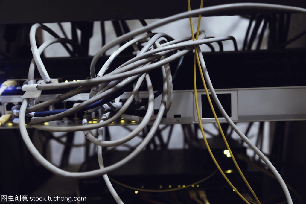 網(wǎng)絡(luò)連接基礎(chǔ) 光纖與以太網(wǎng)在軟件開發(fā)中的角色